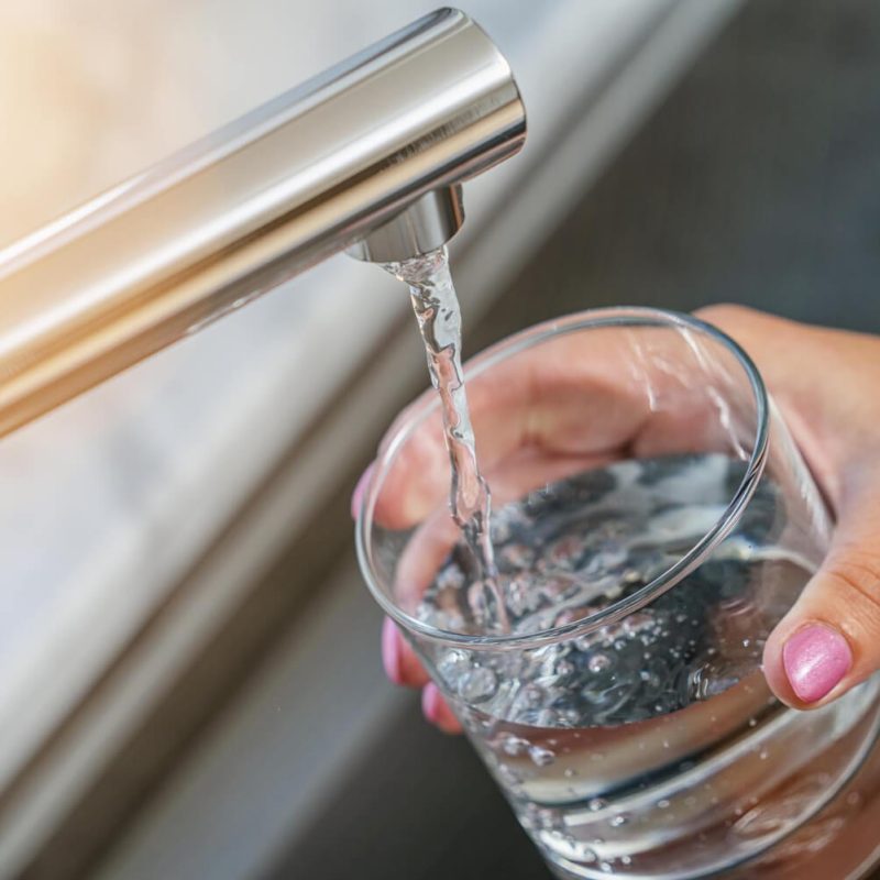 Legionellen-Notdienst zwischen Düsseldorf & Frankfurt – Sofortmaßnahme + Sterilfilter bei Legionellenbefall in 12–48 h