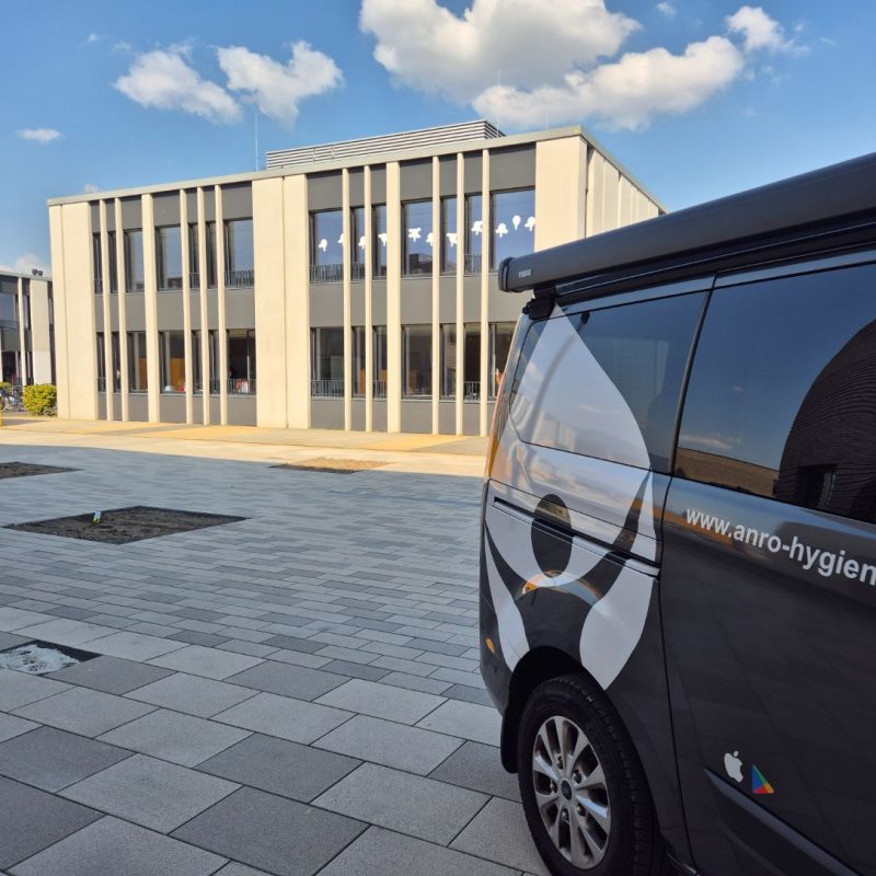 Pseudomonaden-Beseitigung nach Erstbefüllung einer Trinkwasseranlage in einer Schule bei Köln 1